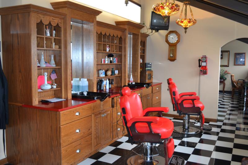 Barber/Beauty Shop